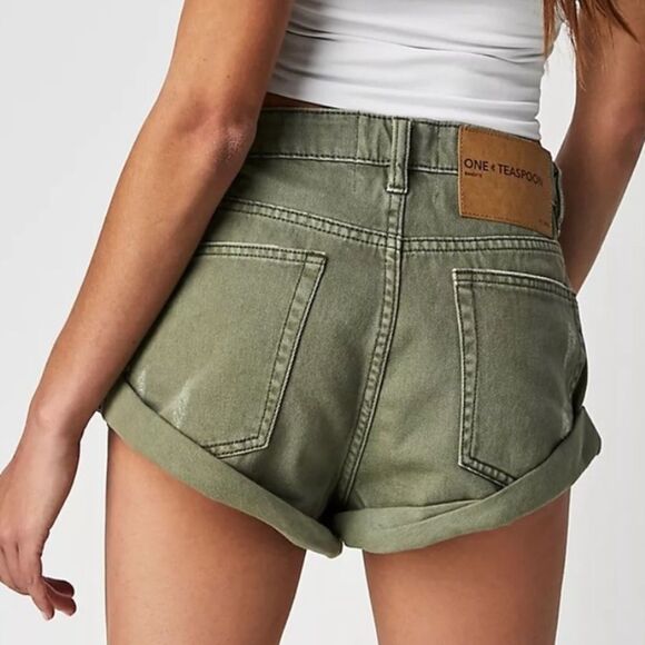 One x Teaspoon Super Khaki Bandit 34 Shorts - Picture 1 of 9